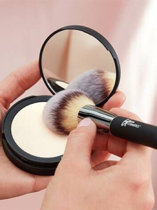 BYE BYE PORES PORELESS FINISH AIRBRUSH PRESSED POWDER MATTIFYING SETTING POWDER - Picture 6 of 6